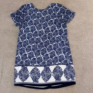 Lulu’s Short- Sleeve Dress Size Small Royal Blue and White Paisley Print